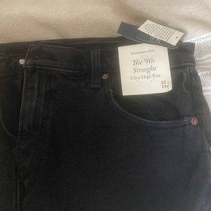 AF 90’s ultra high rise straight jeans.